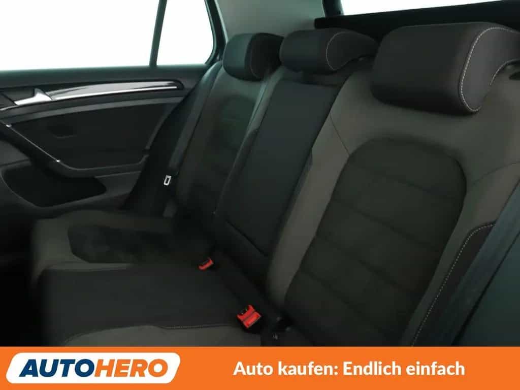 Volkswagen Golf VII 1.4 TSI Highline BM*LED*NAVI*PDC*SHZ* 03/2017-photo-13