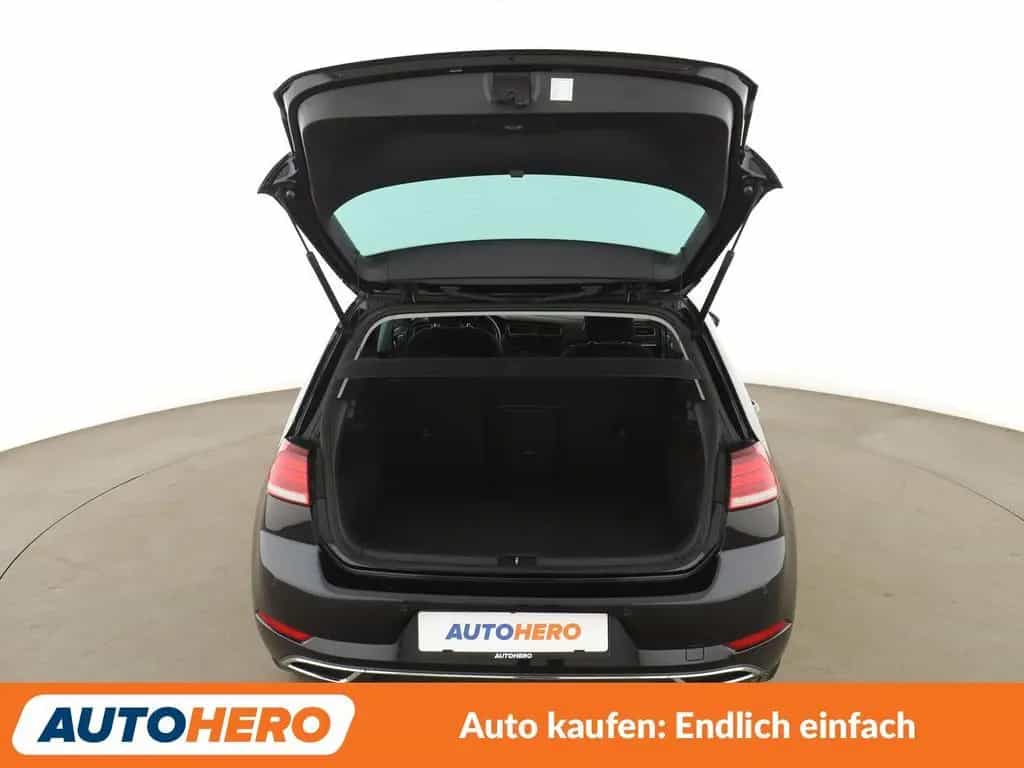 Volkswagen Golf VII 1.4 TSI Highline BM*LED*NAVI*PDC*SHZ* 03/2017-photo-16