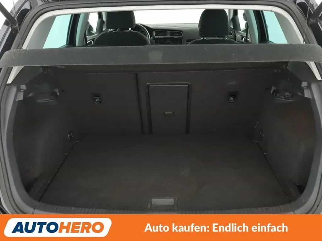 Volkswagen Golf VII 1.4 TSI Highline BM*LED*NAVI*PDC*SHZ* 03/2017-photo-17