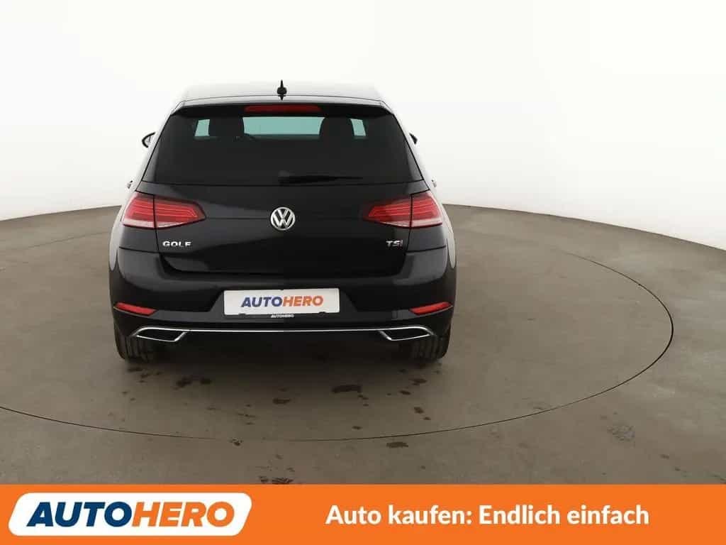 Volkswagen Golf VII 1.4 TSI Highline BM*LED*NAVI*PDC*SHZ* 03/2017-photo-4