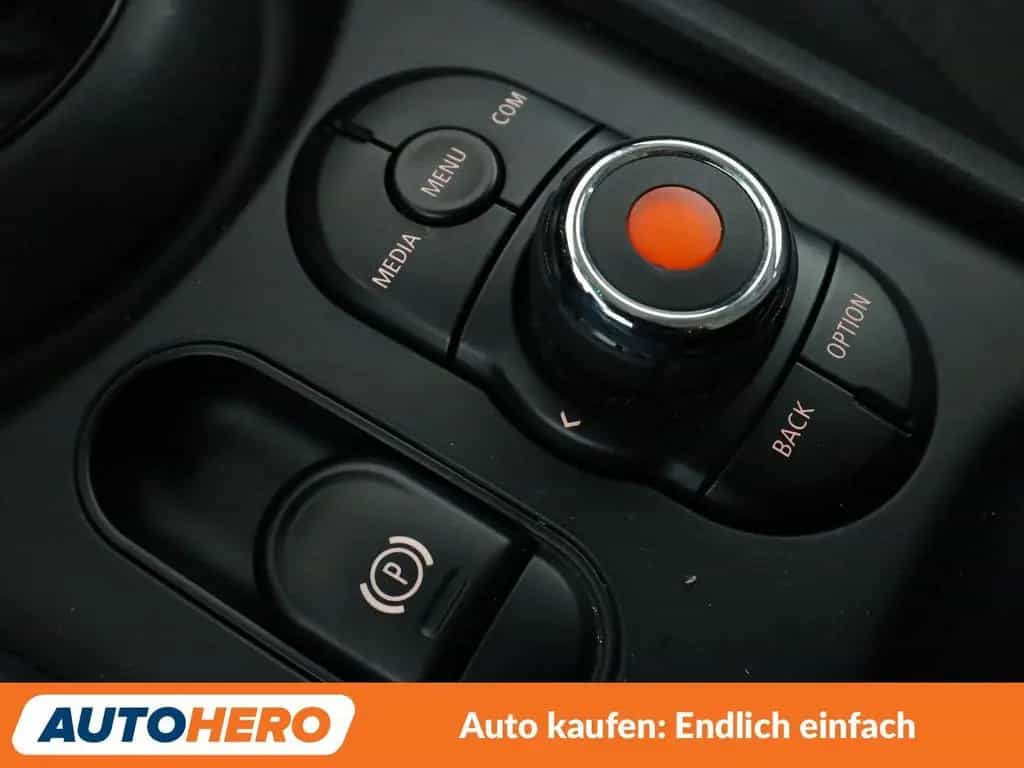 MINI Cooper Clubman Clubman Cooper Aut.*NAVI*TEMPO*PDC*SHZ*LIM* 08/2020-photo-22