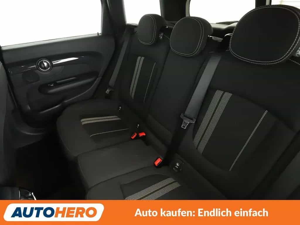 MINI Cooper S Clubman Clubman Cooper S Aut.*NAVI*LED*TEMPO*PANO*PDC* 03/2016-photo-13
