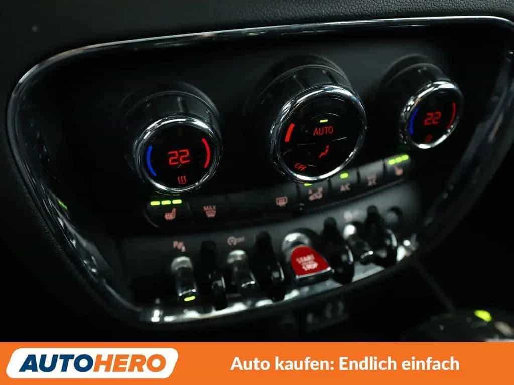 MINI Cooper S Clubman Clubman Cooper S Aut.*NAVI*LED*TEMPO*PANO*PDC* 03/2016-photo-23