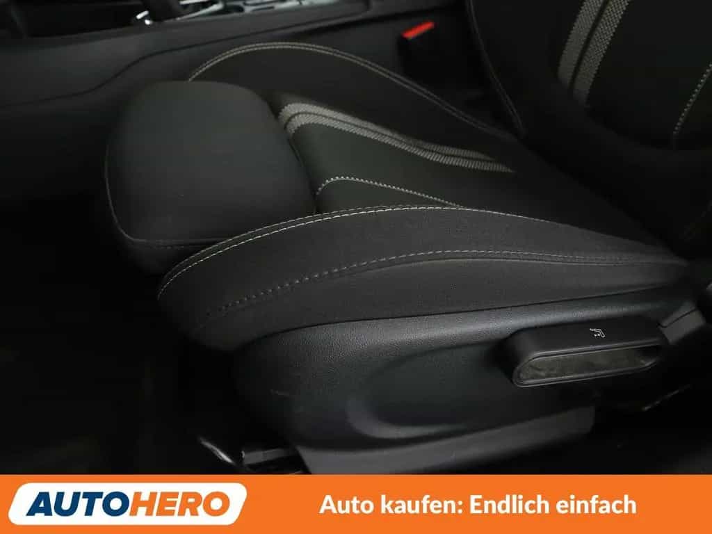 MINI Cooper S Clubman Clubman Cooper S Aut.*NAVI*LED*TEMPO*PANO*PDC* 03/2016-photo-28