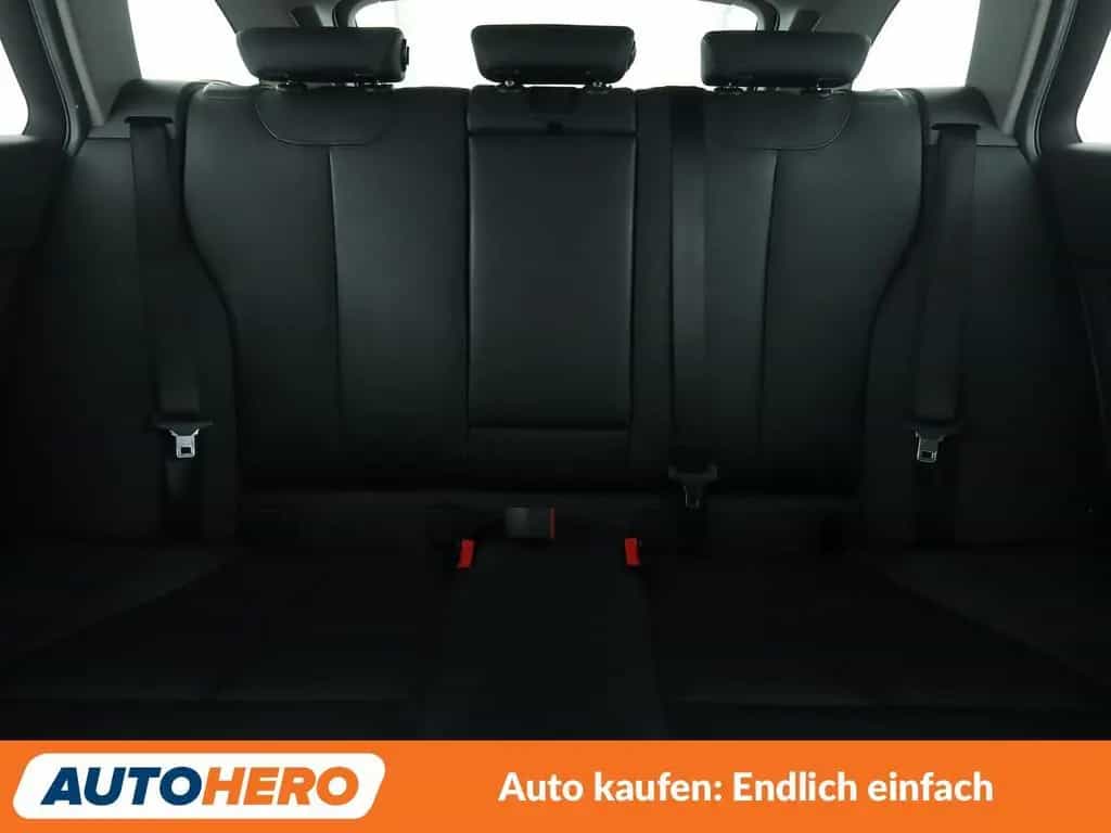 BMW 330 i Advantage Aut.*NAVI*CAM*SHZ*TEMPO* 02/2018-photo-15