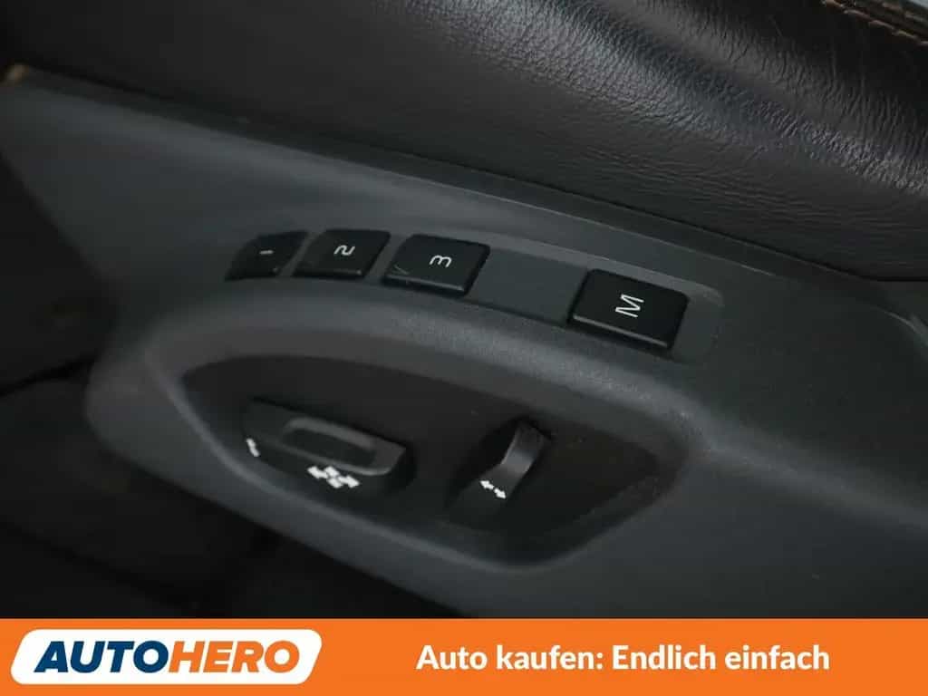 Volvo XC60 2.0 T5 Summum AWD Aut.*NAVI*BI-XENON*ACC* 02/2017-photo-30