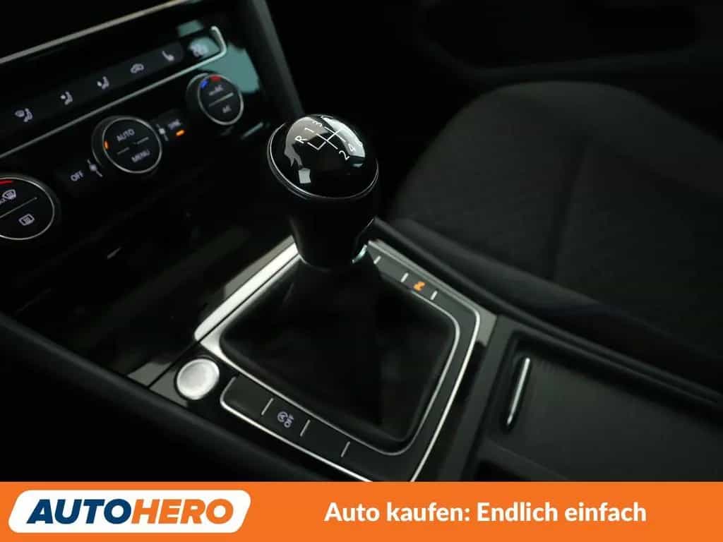 Volkswagen Golf VII 1.5 TSI ACT JoinNAVI*PDC*SHZ*PANO*KLIMA 10/2018-photo-22