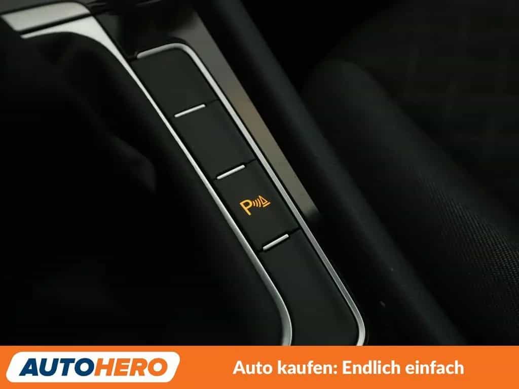 Volkswagen Golf VII 1.5 TSI ACT JoinNAVI*PDC*SHZ*PANO*KLIMA 10/2018-photo-25