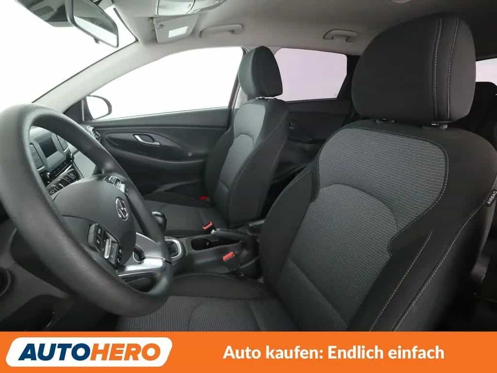 Hyundai i30 1.5 Pure*TEMPO*SHZ*KLIMA*USB*BLUETOOTH* 06/2021-photo-9