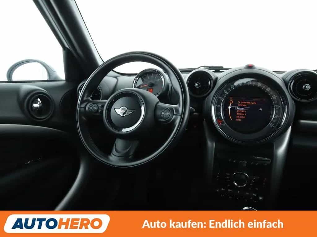 MINI Cooper Countryman Countryman Cooper*NAVI*TEMPO*PDC*SHZ*KLIMA* 10/2016-photo-12