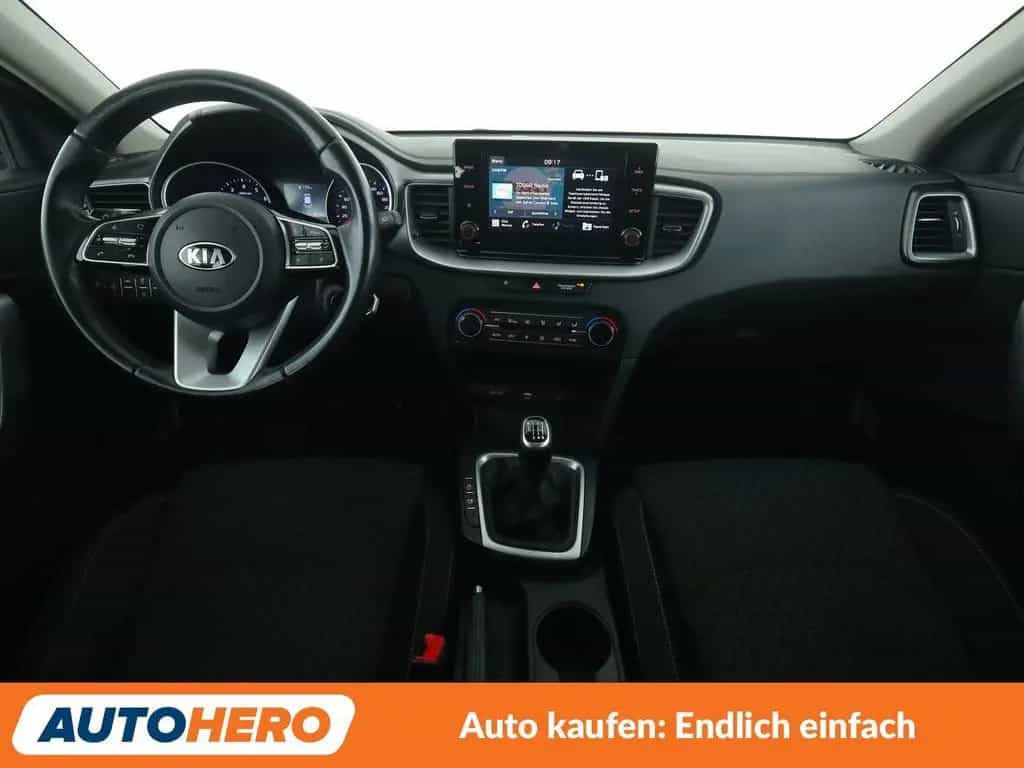 Kia cee'd / Ceed cee'd 1.5 TGDI Vision*TEMPO*CAM*KLIMA*GARANTIE* 04/2021-photo-11