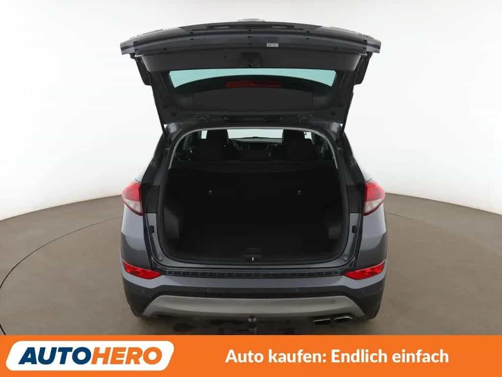 Hyundai TUCSON 1.6 TGDI Trend 4WD*NAVI*CAM*PDC*SHZ*KLIMA 08/2017-photo-16