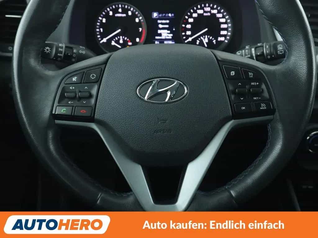 Hyundai TUCSON 1.6 TGDI Trend 4WD*NAVI*CAM*PDC*SHZ*KLIMA 08/2017-photo-18