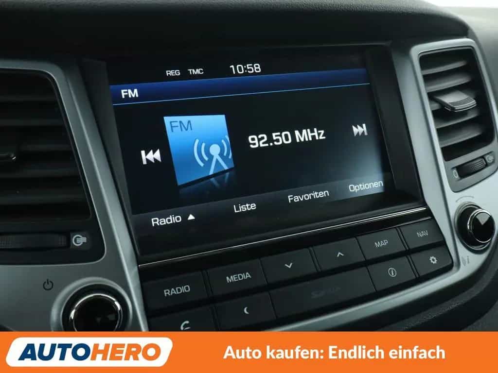 Hyundai TUCSON 1.6 TGDI Trend 4WD*NAVI*CAM*PDC*SHZ*KLIMA 08/2017-photo-19