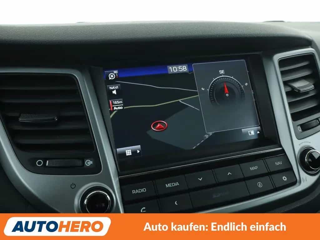 Hyundai TUCSON 1.6 TGDI Trend 4WD*NAVI*CAM*PDC*SHZ*KLIMA 08/2017-photo-21