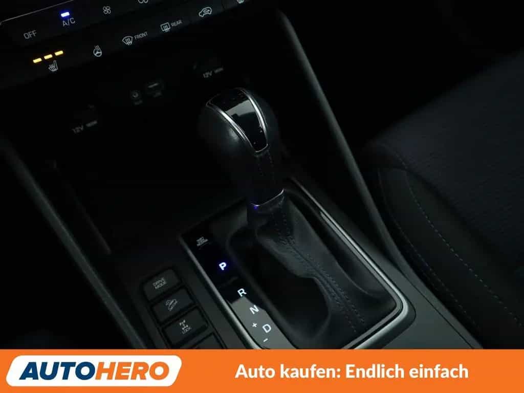 Hyundai TUCSON 1.6 TGDI Trend 4WD*NAVI*CAM*PDC*SHZ*KLIMA 08/2017-photo-23