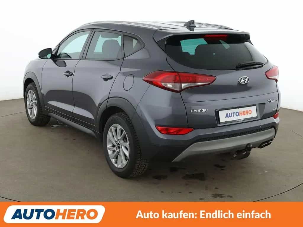 Hyundai TUCSON 1.6 TGDI Trend 4WD*NAVI*CAM*PDC*SHZ*KLIMA 08/2017-photo-3