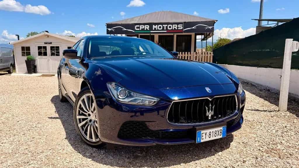 Maserati Ghibli V6 S Q4 11/2015-photo-1