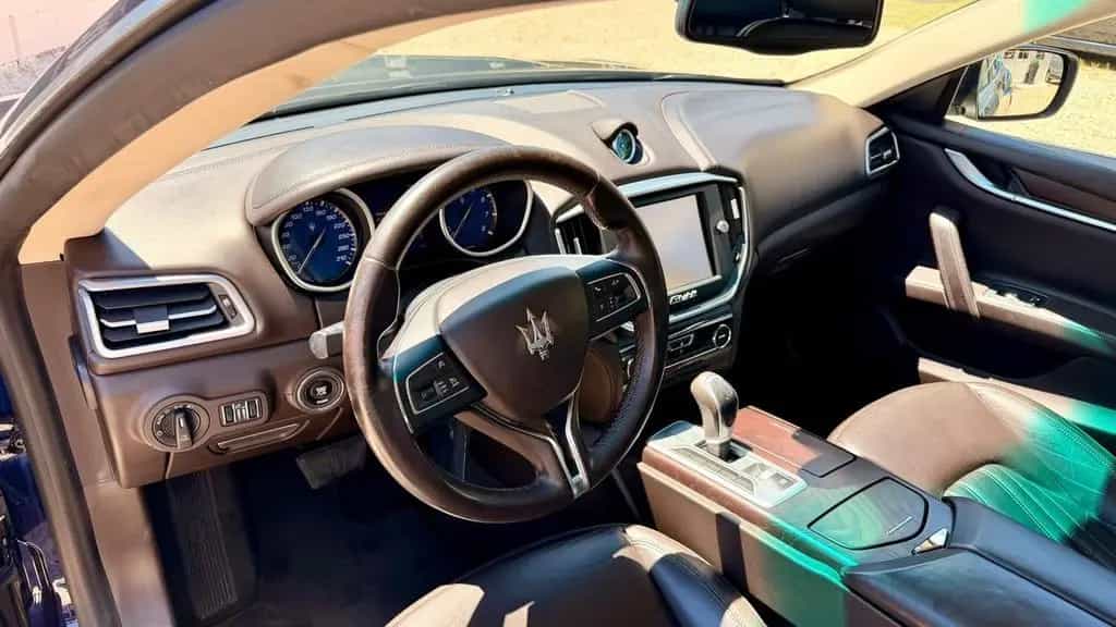 Maserati Ghibli V6 S Q4 11/2015-photo-14