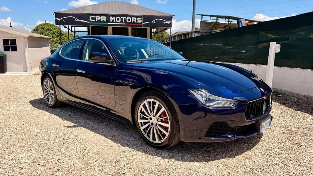 Maserati Ghibli V6 S Q4 11/2015-photo-2