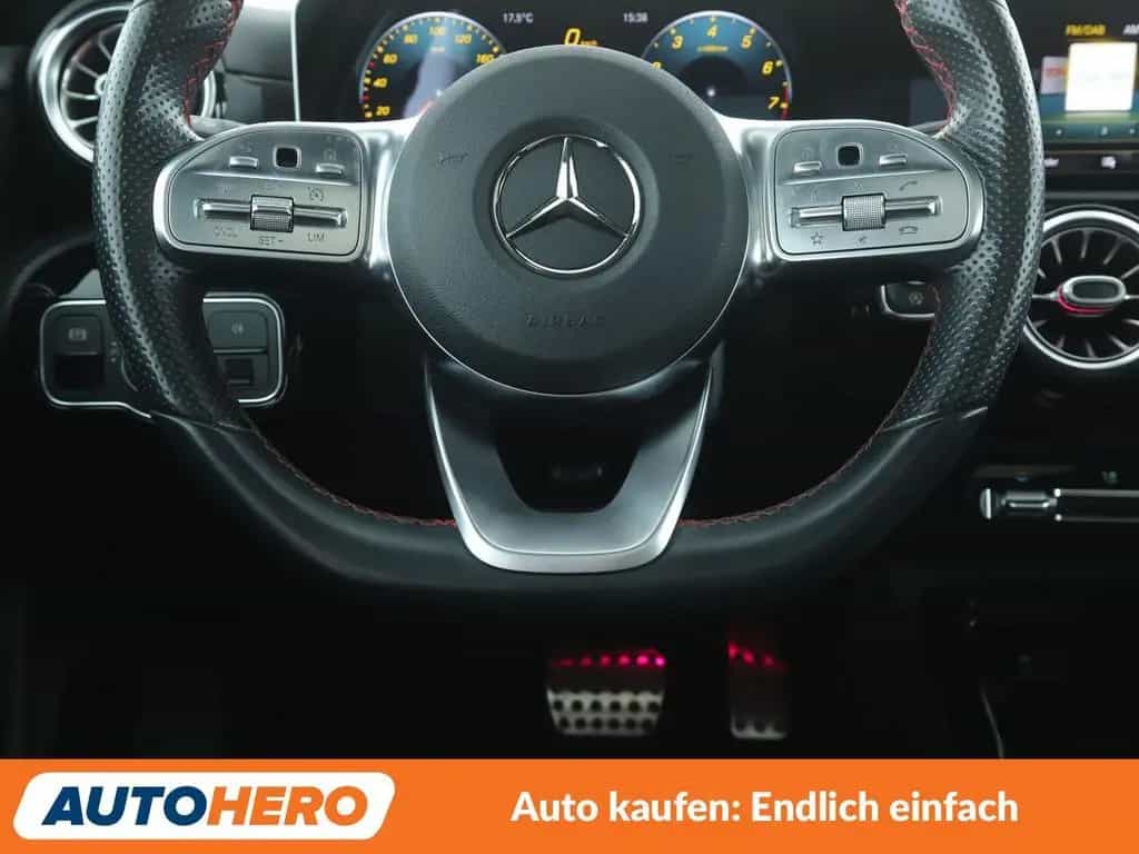 Mercedes-Benz A 35 AMG 4Matic Aut.*NAV*LED*TEMP*CAM*PDC*SHZ* 07/2020-photo-18