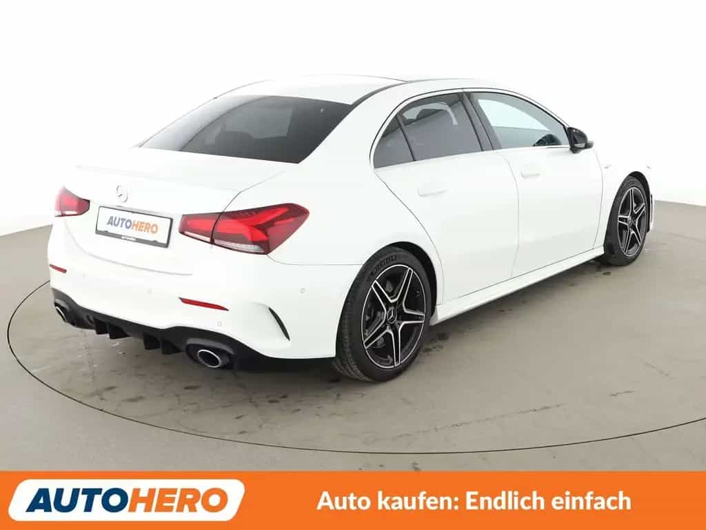 Mercedes-Benz A 35 AMG 4Matic Aut.*NAV*LED*TEMP*CAM*PDC*SHZ* 07/2020-photo-5