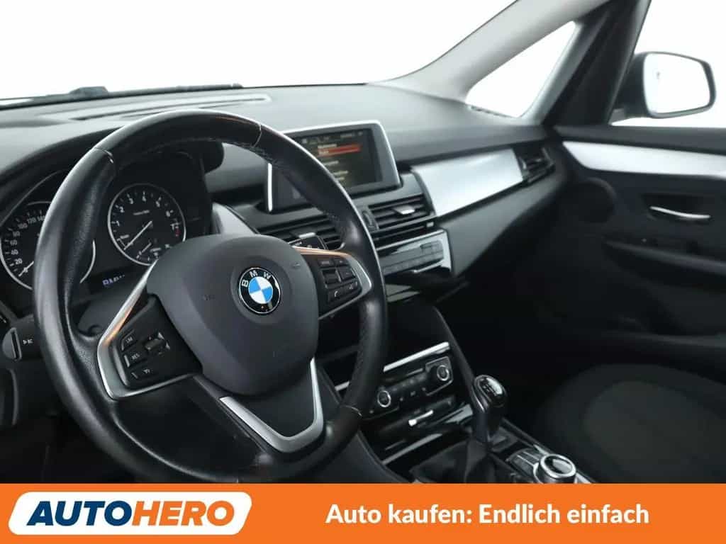 BMW 216 Active Tourer 2er 216i Active Tourer Advantage*LED*TEMPO*PDC* 07/2016-photo-10