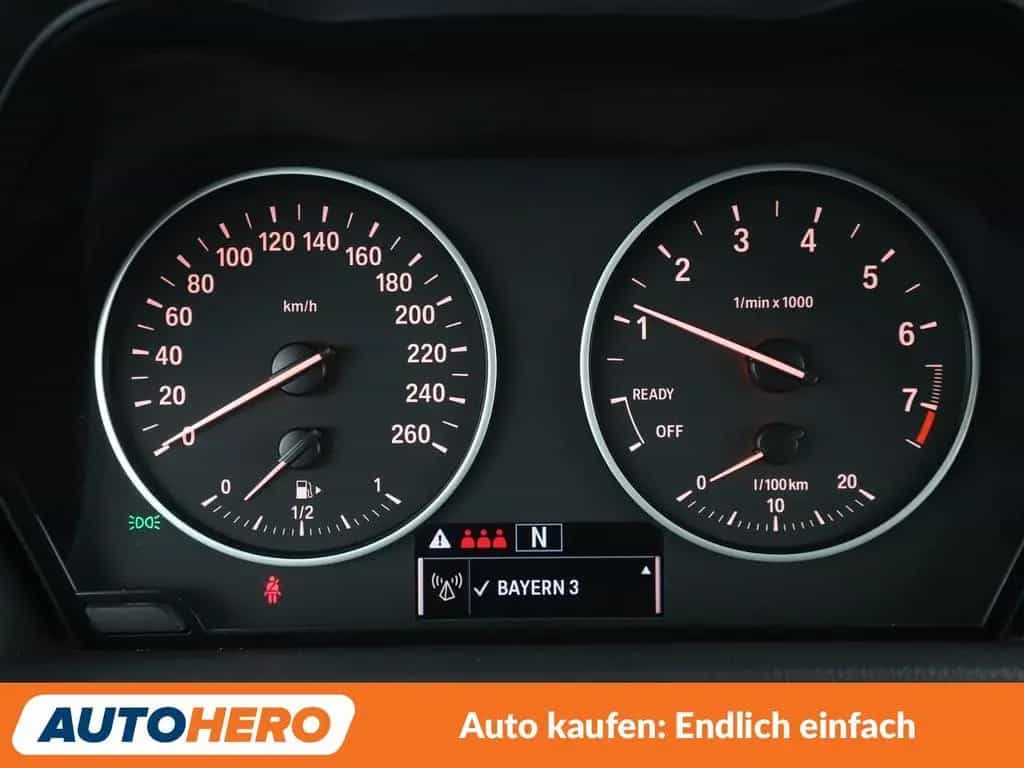 BMW 216 Active Tourer 2er 216i Active Tourer Advantage*LED*TEMPO*PDC* 07/2016-photo-19
