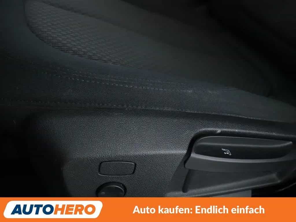 BMW 216 Active Tourer 2er 216i Active Tourer Advantage*LED*TEMPO*PDC* 07/2016-photo-27