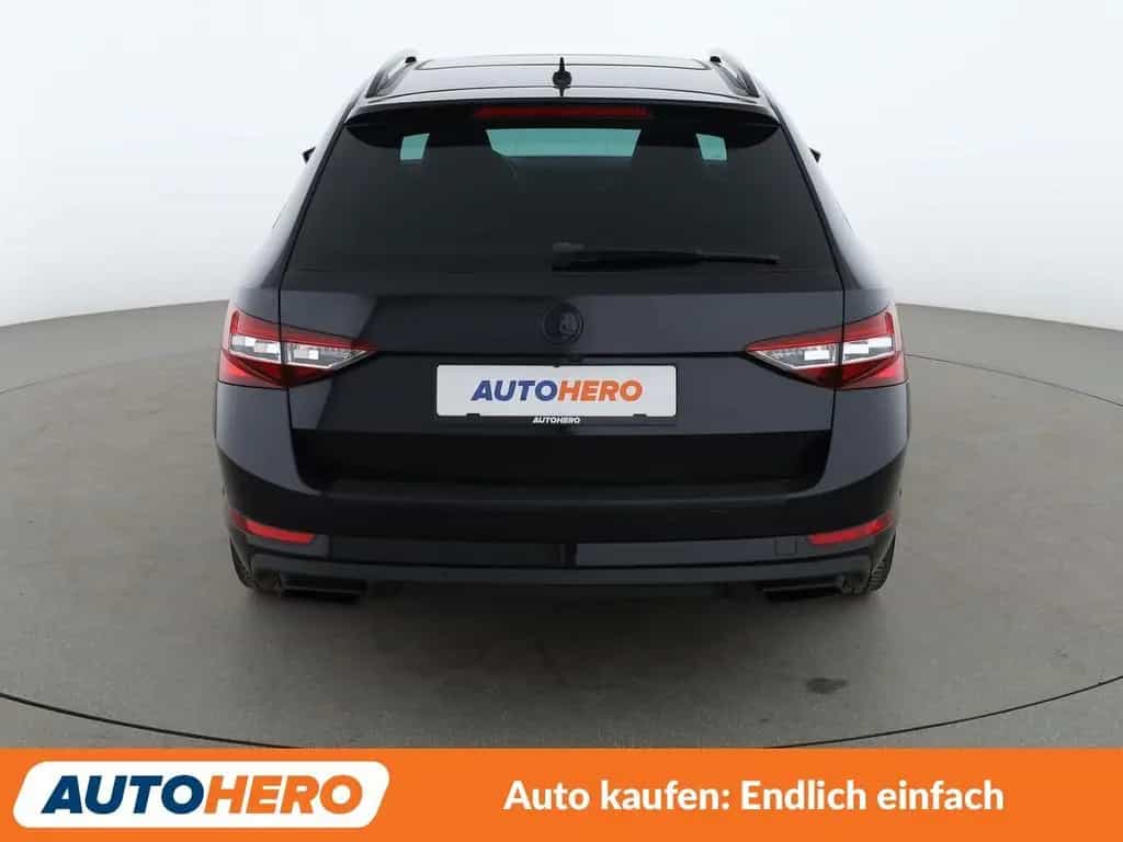 Skoda Superb 2.0 TSI SportLine 4x4 Aut.*NAVI*XENON*ACC 10/2019-photo-4