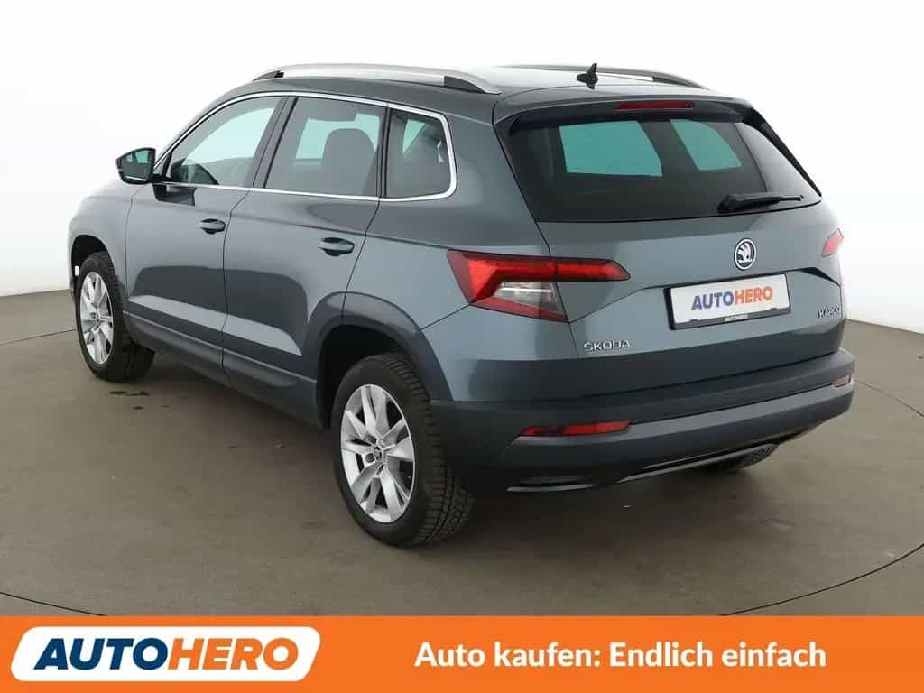Skoda Karoq 1.5 TSI ACT Style Aut.*LED*NAVI*TEMPO*PDC* 08/2018-photo-3