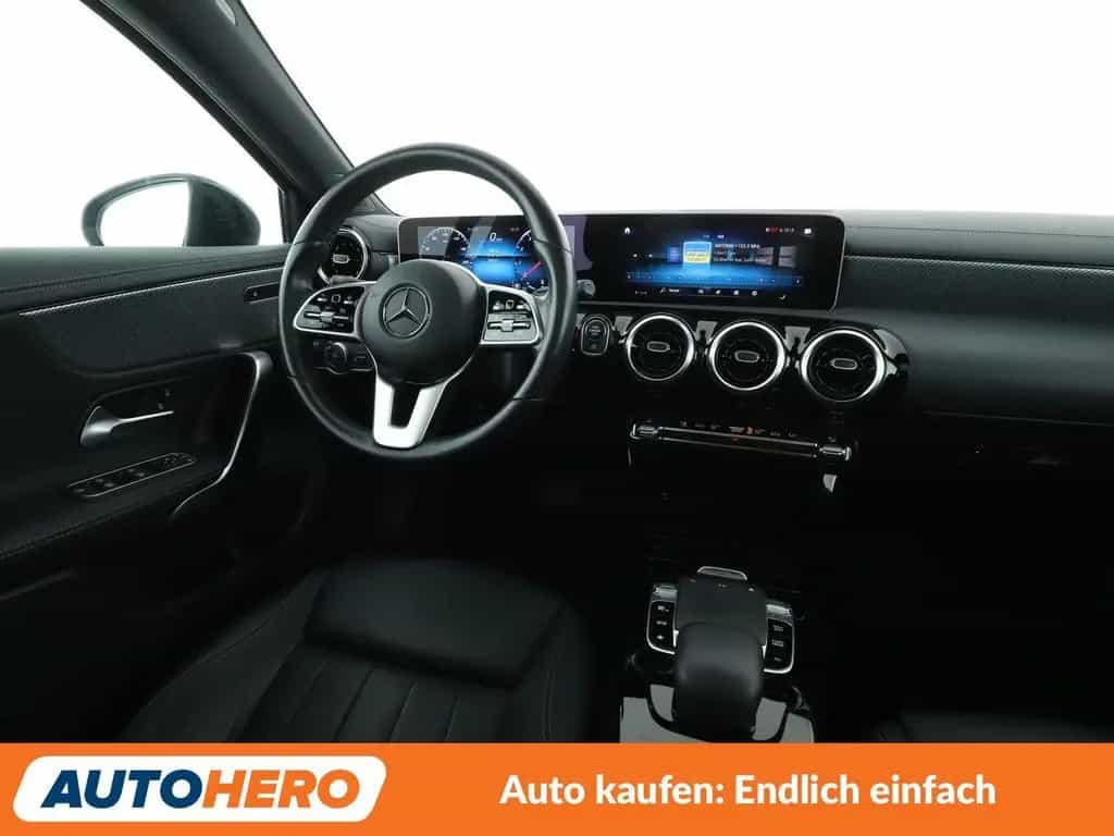 Mercedes-Benz A 220 4M Progressive Aut*NAVI*TEMPO*PANO*SHZ*PDC 04/2019-photo-12