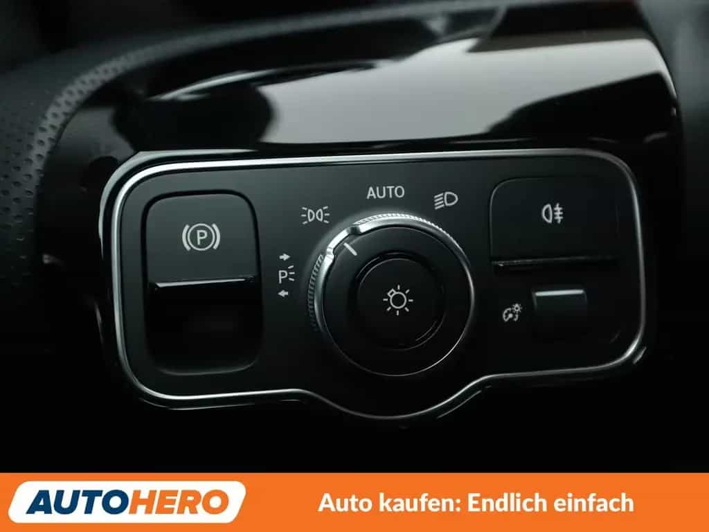 Mercedes-Benz A 220 4M Progressive Aut*NAVI*TEMPO*PANO*SHZ*PDC 04/2019-photo-24