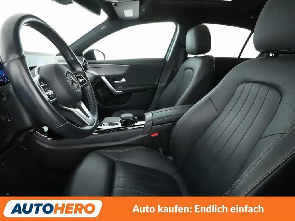 Mercedes-Benz A 220 4M Progressive Aut*NAVI*TEMPO*PANO*SHZ*PDC 04/2019-photo-9