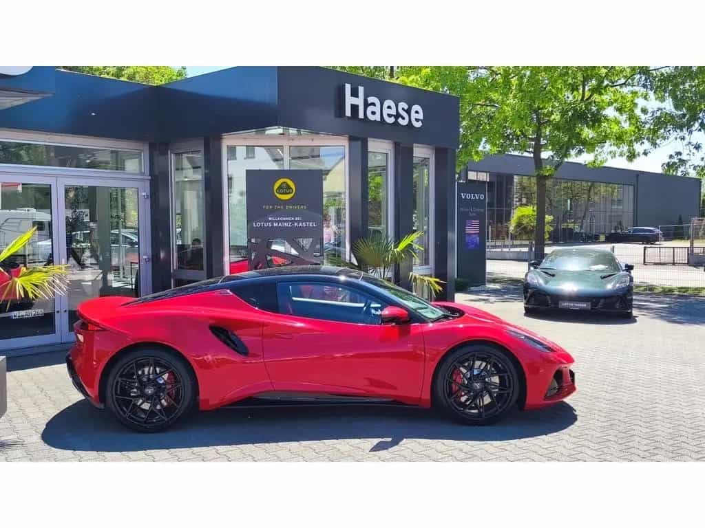 Lotus Emira V6 SE Racing Line - Vivid Red null-photo-2