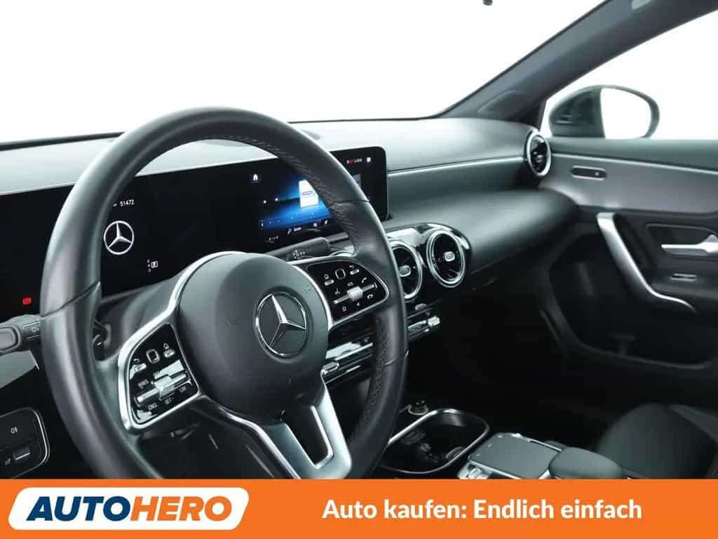 Mercedes-Benz A 250 Progressive Aut.*NAVI*LED*PDC*SHZ*TEMPO* 08/2018-photo-10