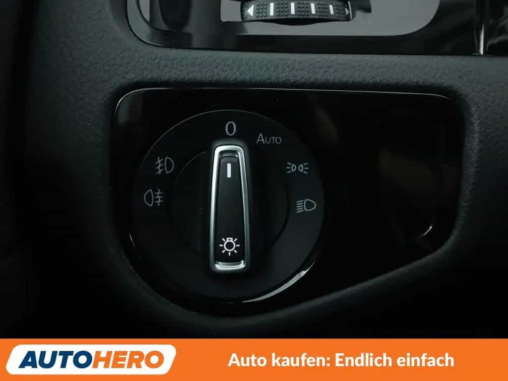 Volkswagen Golf VII 1.5 TSI ACT Join*NAVI*ACC*PDC*SHZ*BT* 10/2018-photo-25