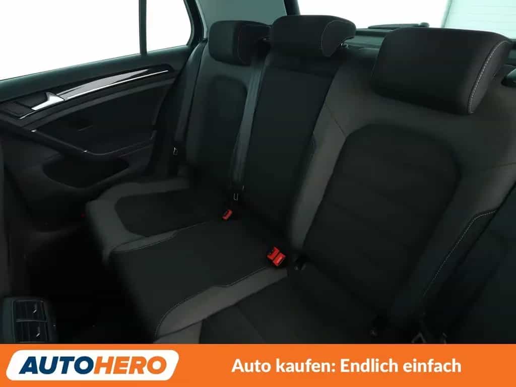 Volkswagen Golf VII 1.4 TSI Highline BlueMotion *NAVI*LED* 04/2017-photo-13