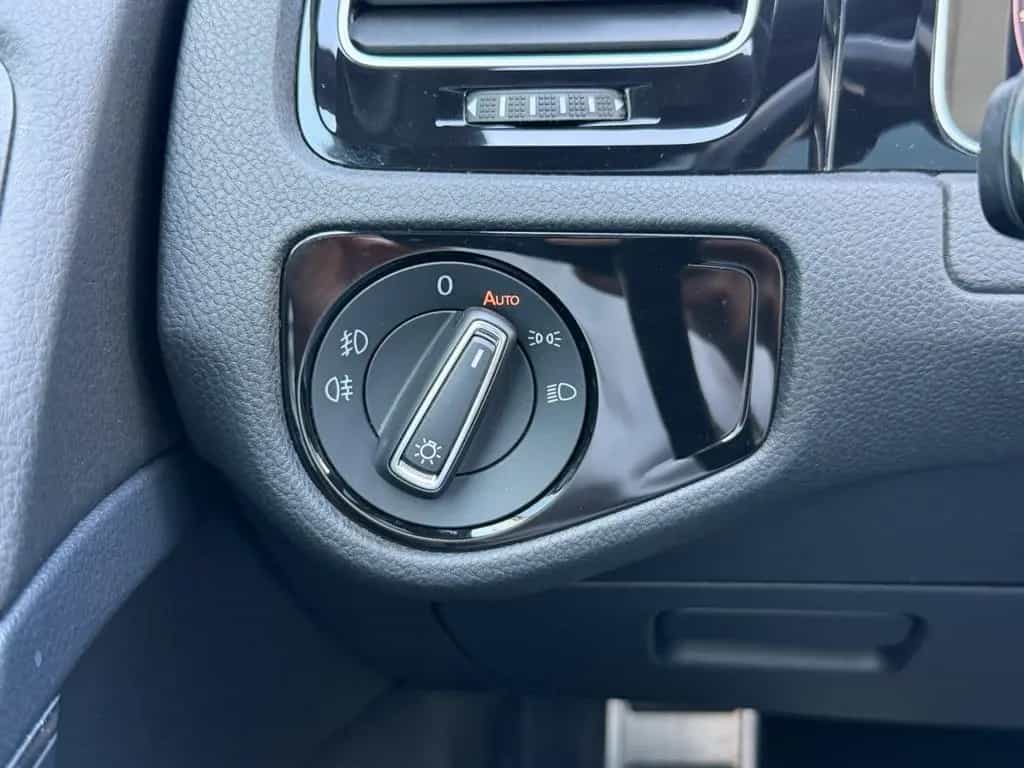 Volkswagen Golf VII Lim. GTI Pano/Dynaudio/Active/Kamera 06/2018-photo-18