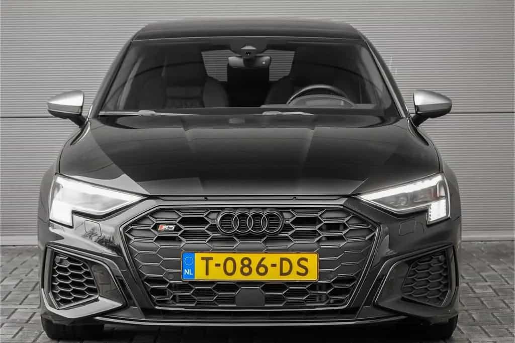 Audi S3 Sportback 2.0 TFSI Quattro Edition One Pano B 05/2022-photo-10