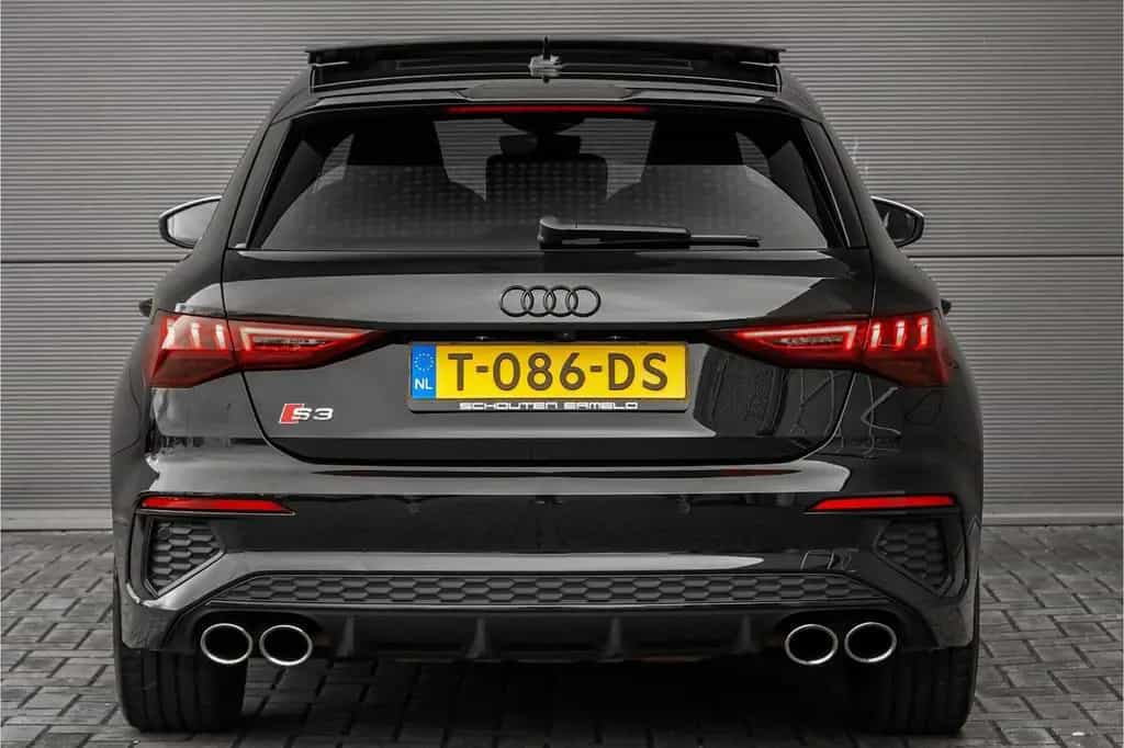 Audi S3 Sportback 2.0 TFSI Quattro Edition One Pano B 05/2022-photo-9