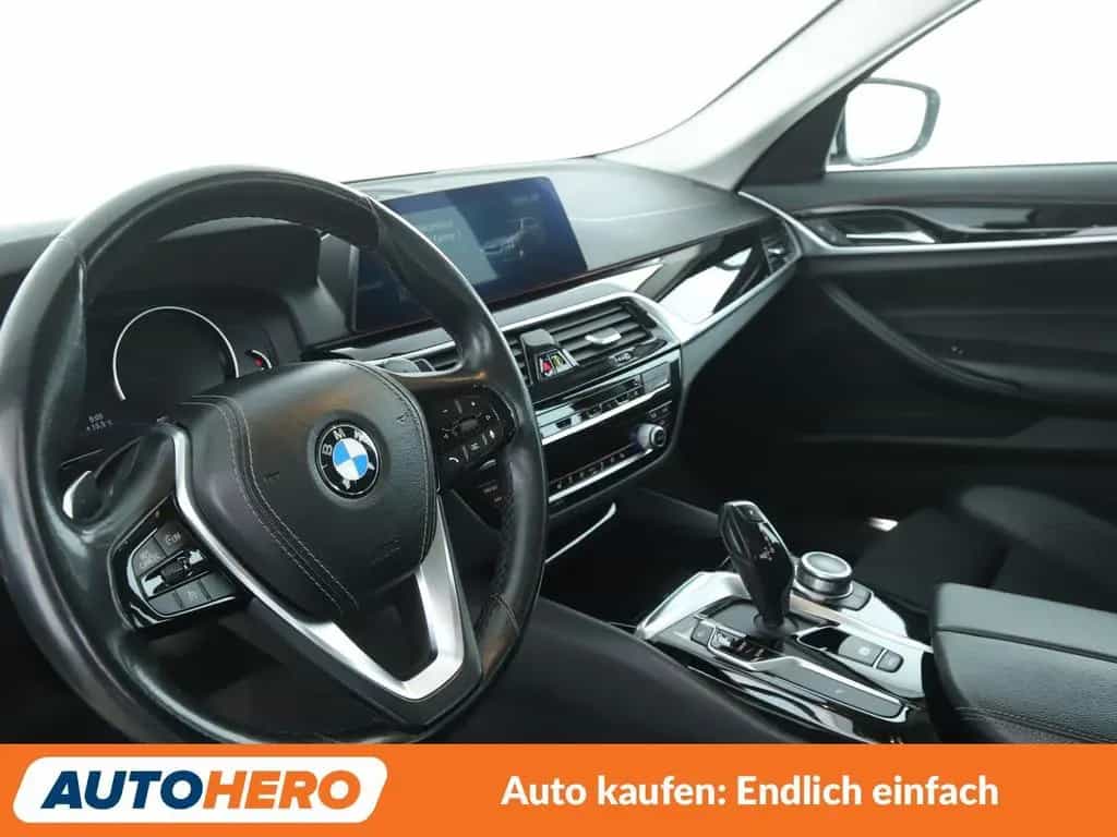 BMW 520 5er 520d Sport Line 11/2019-photo-10