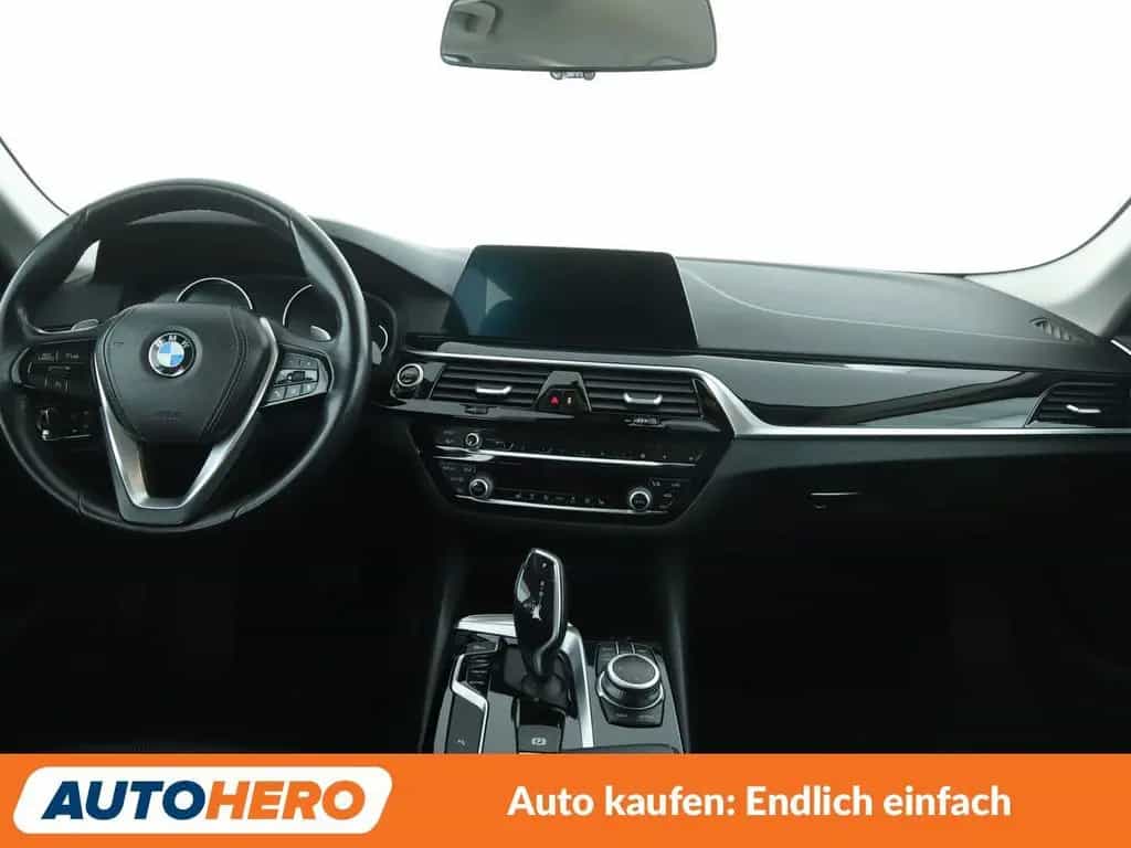 BMW 520 5er 520d Sport Line 11/2019-photo-11