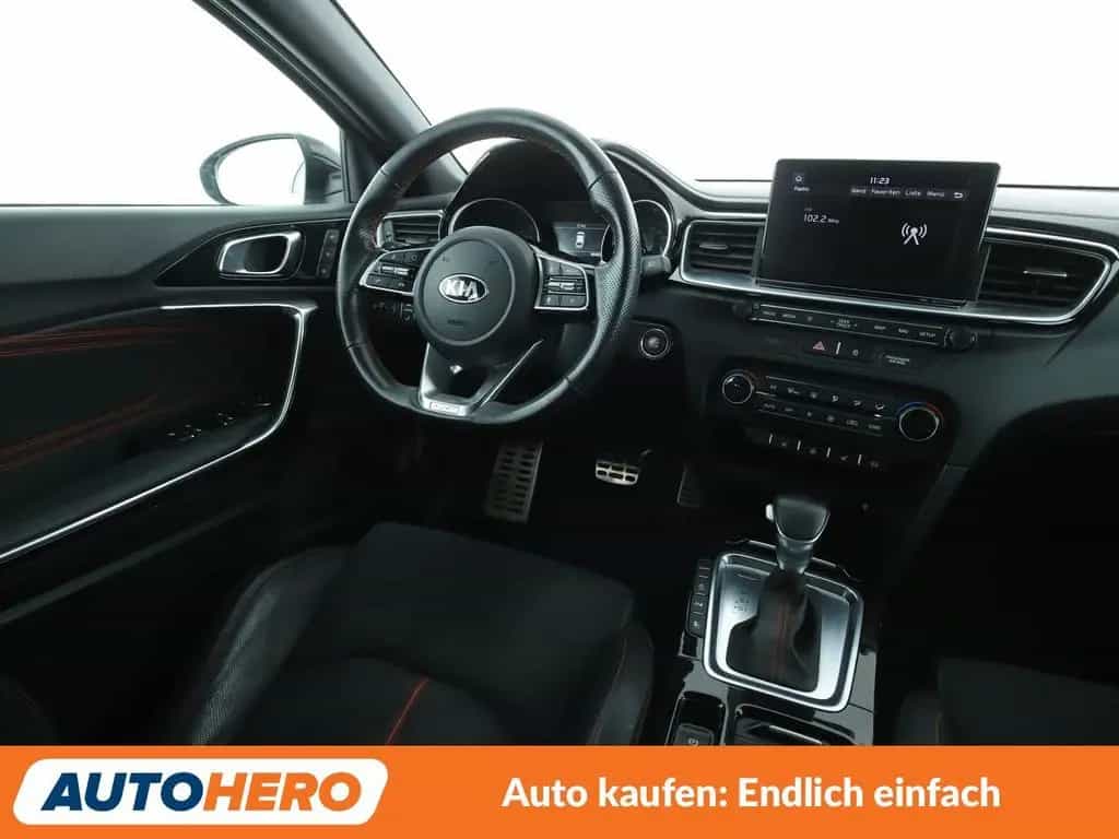 Kia pro cee'd / ProCeed pro_cee'd 1.6 TGDI GT Aut.*NAVI*LED*PLA*CAM*PDC* 06/2019-photo-12