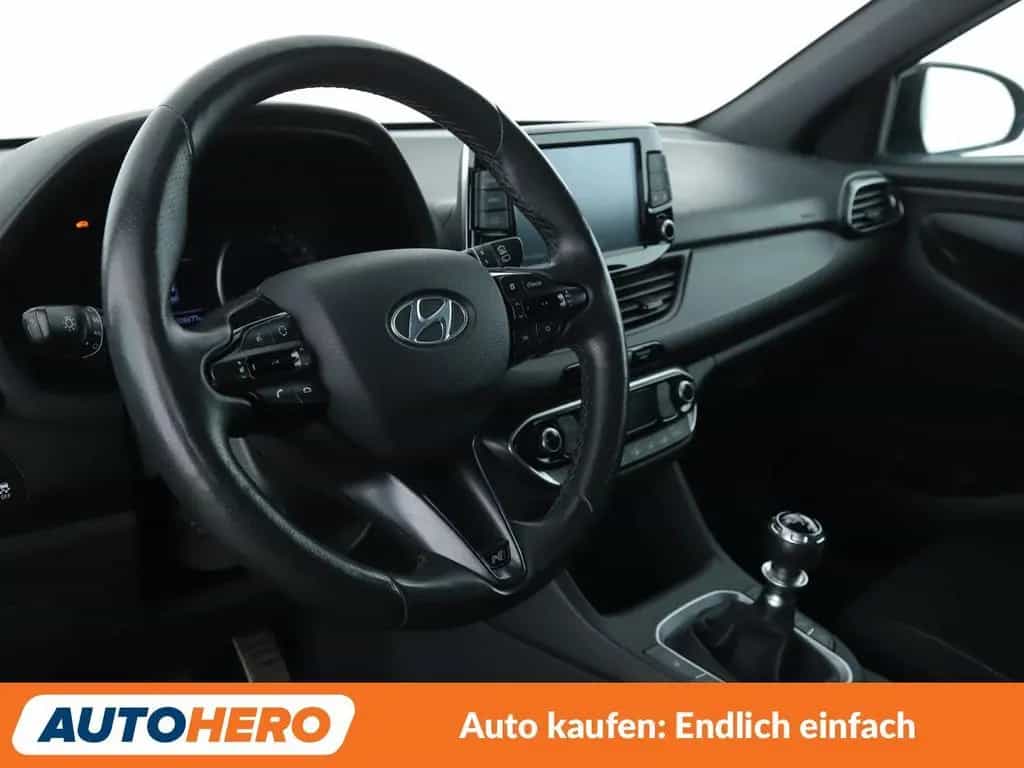 Hyundai i30 1.0 TGDI N Line*NAVI*TEMPO*CAM*PDC*SHZ* 01/2020-photo-10