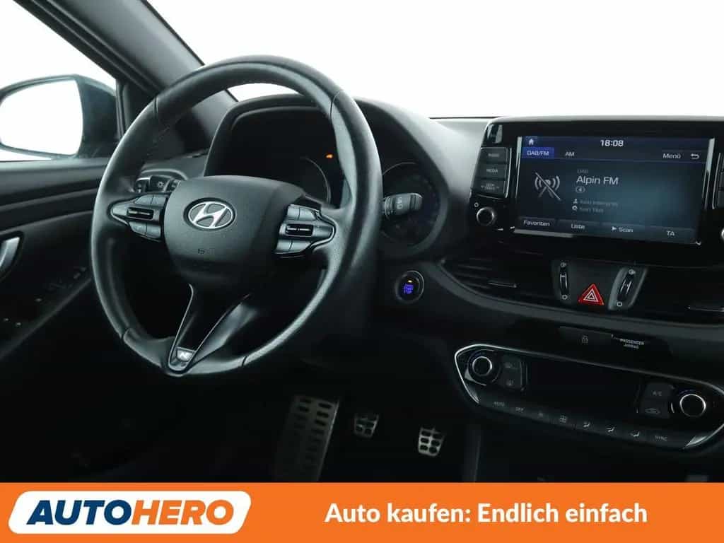 Hyundai i30 1.0 TGDI N Line*NAVI*TEMPO*CAM*PDC*SHZ* 01/2020-photo-12