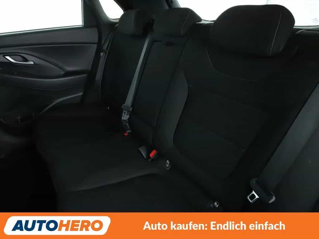 Hyundai i30 1.0 TGDI N Line*NAVI*TEMPO*CAM*PDC*SHZ* 01/2020-photo-13