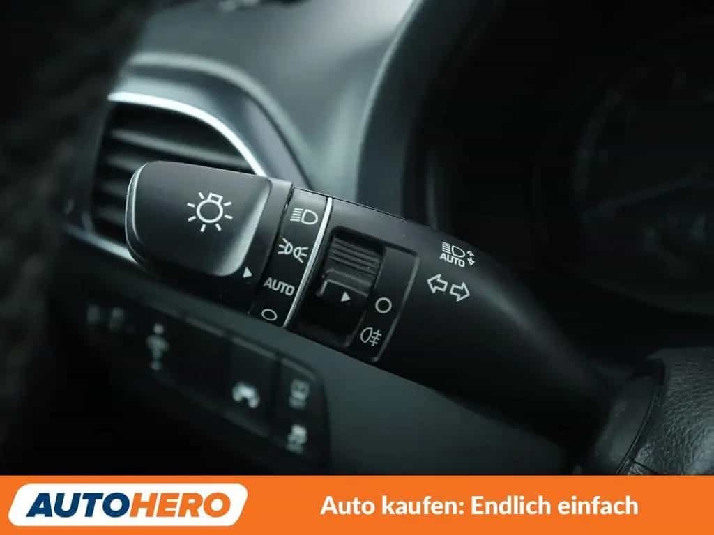Hyundai i30 1.0 TGDI N Line*NAVI*TEMPO*CAM*PDC*SHZ* 01/2020-photo-25