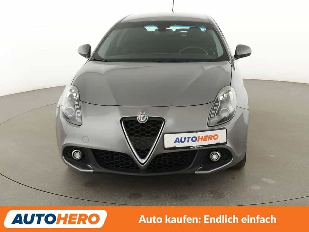 Alfa Romeo Giulietta 2.0 JTDM Super Aut.*NAVI*TEMPO*PDC*SHZ 03/2017-photo-8