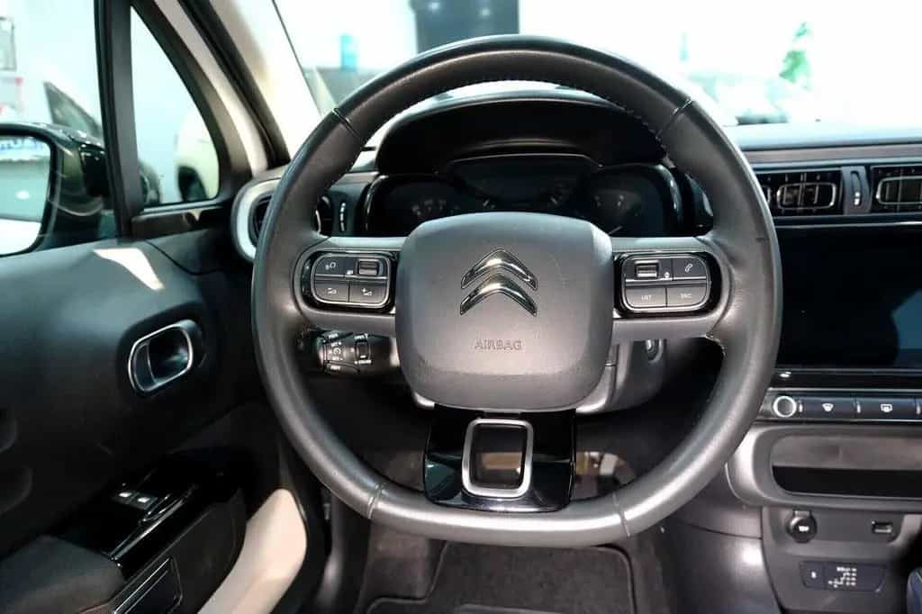 Citroën C3 Citroen C3 1.2 T EAT 6 110cv SHINE Automatica 11/2021-photo-6